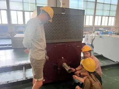 Australia delegation visit our production workshop